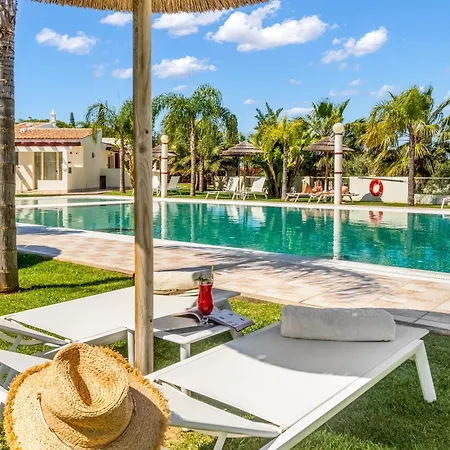 Rural Bricia Du Mar 4*