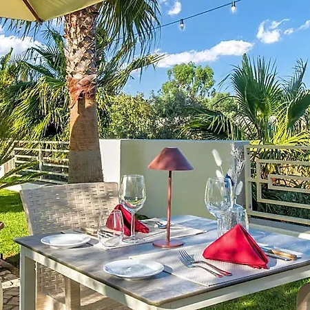 Hotel Rural Bricia Du Mar 4*
