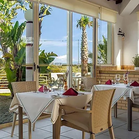 Hotel Rural Bricia Du Mar 4*